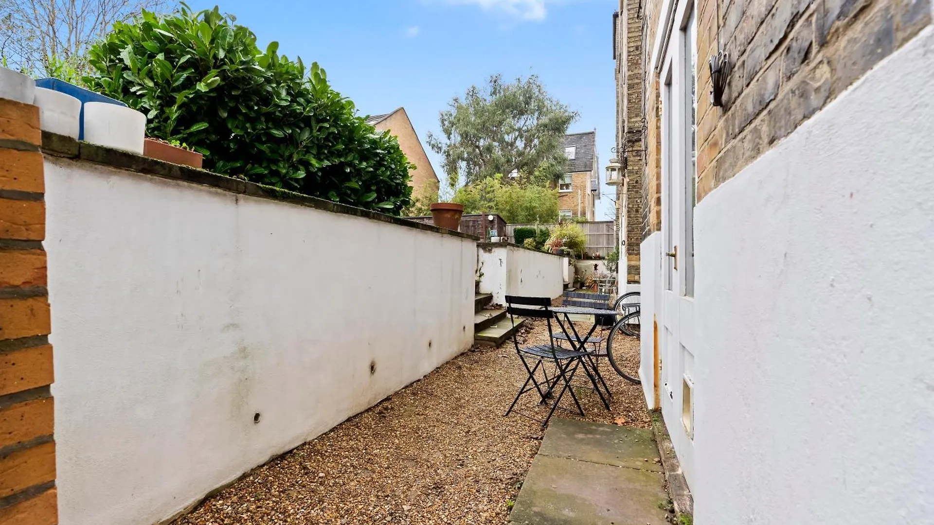 Peckham Cozy 2-Bed Gem In London Apartment
