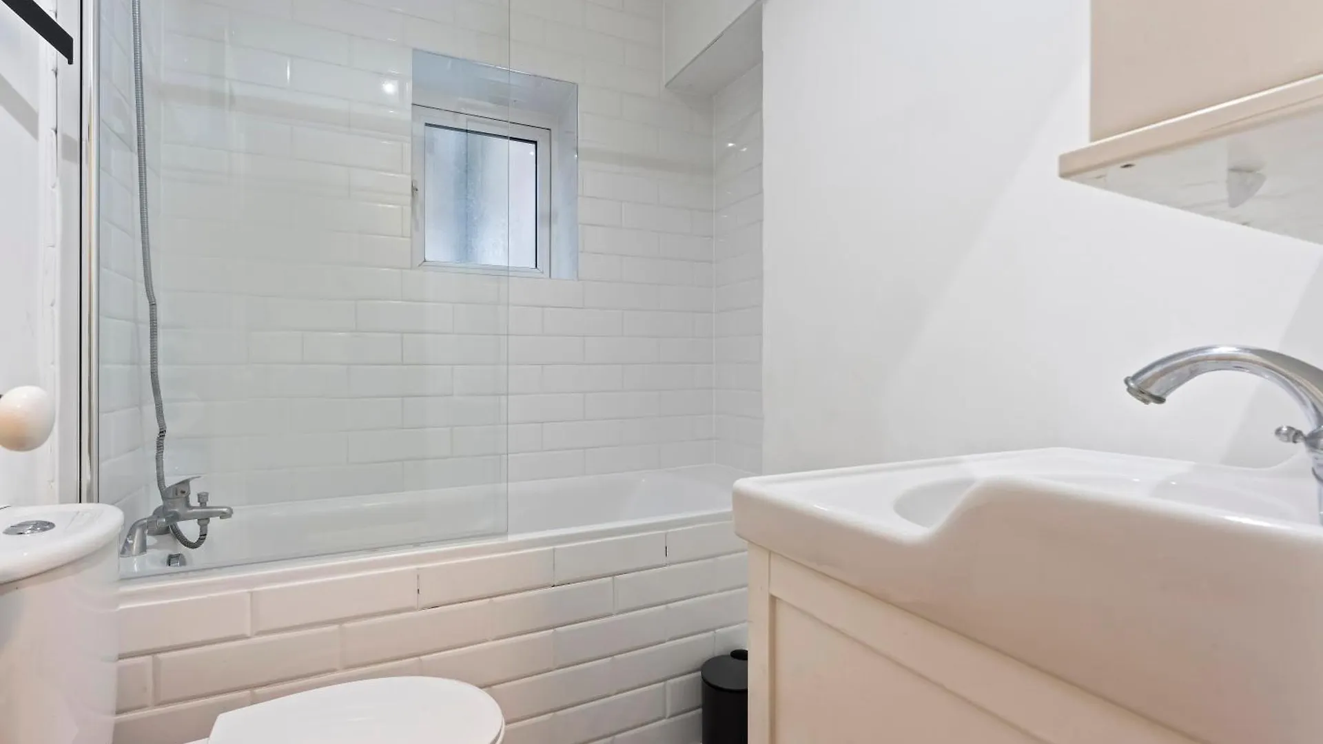 Peckham Cozy 2-Bed Gem In London Apartment 0*,