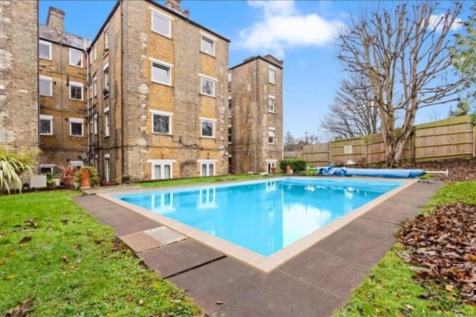 Peckham Cozy 2-Bed Gem In London Apartment